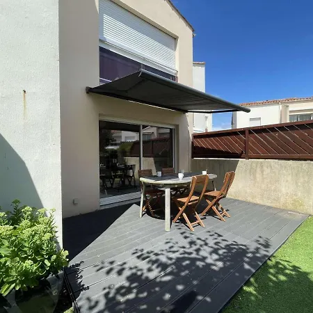 Apartment 3 Pieces Avec Piscine, Proche Commerces Et Transports, La Rochelle - Fr-1-246-690 La Rochelle (Charente-Maritime)